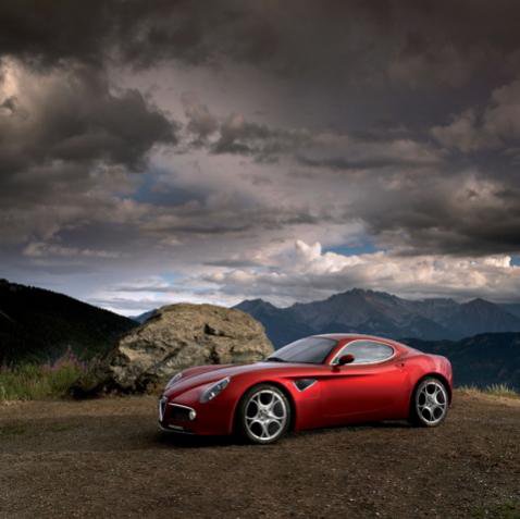 Alfa-Romeo-8c-Competizione-Press-Storm-Coming.jpg