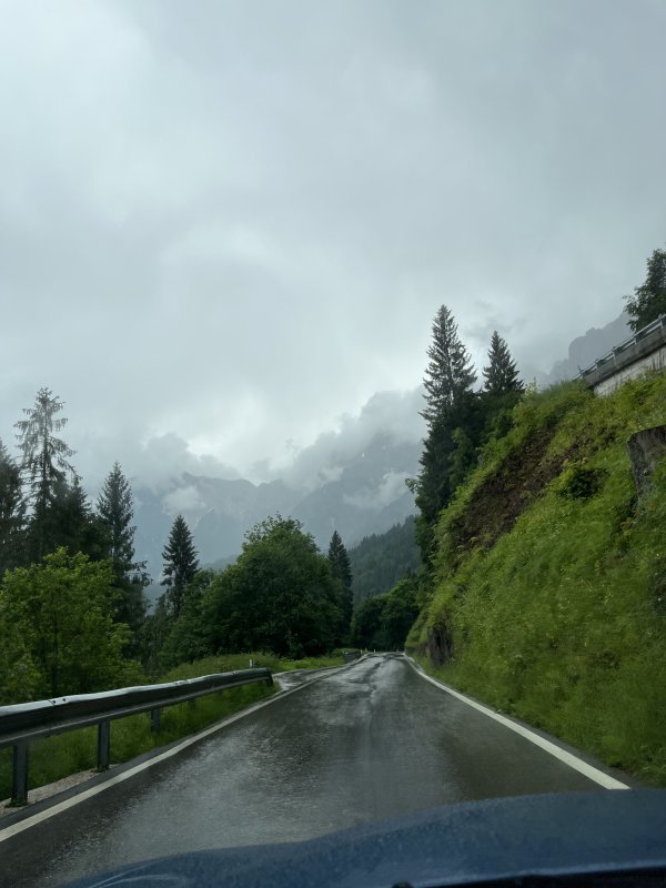 rain on the Aurine pass.jpg