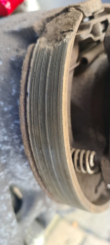 Handbrake Shoe.jpg Handbrake Shoe.jpg