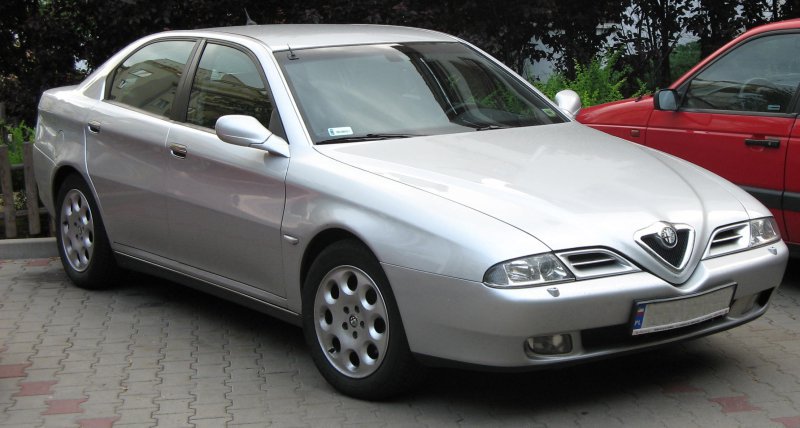 Alfa_Romeo_166.jpg