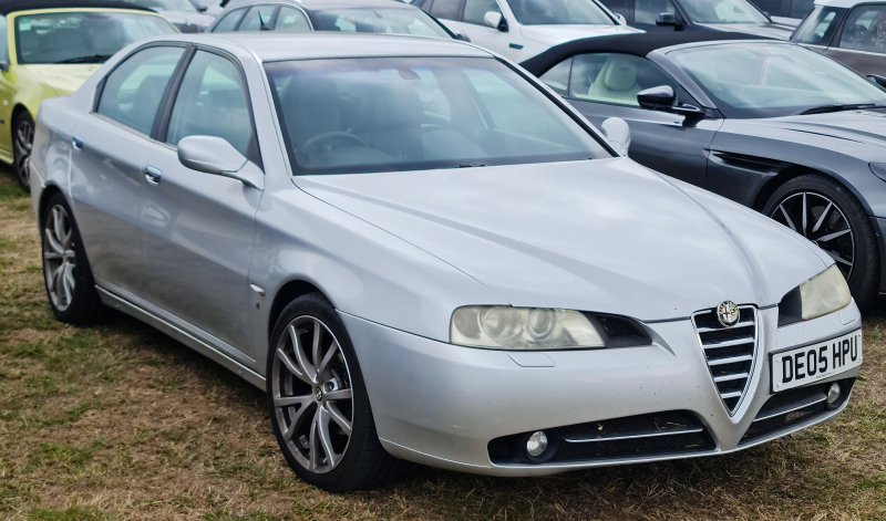 2005_Alfa_Romeo_166_Silver.jpg