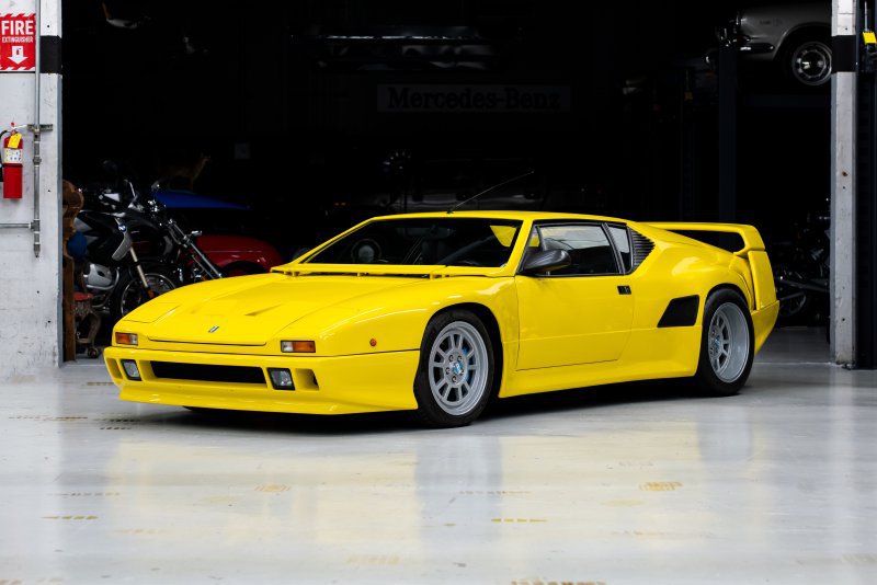 1991-De-Tomaso-Pantera-90-Si_1308937.jpg