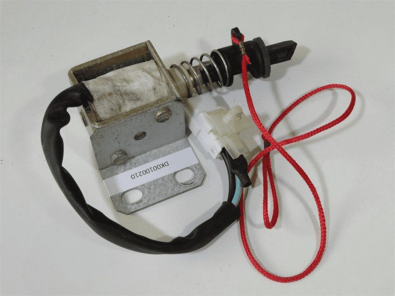DK00101580-elektrische-tankklep-ontgrendeling-alfa-166-1.jpg DK00101580-elektrische-tankklep-ontgrendeling-alfa-166-1.jpg
