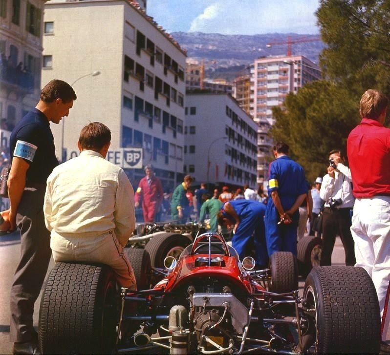 F1 BRM BRUCE M 1967 MONACO GP.jpg