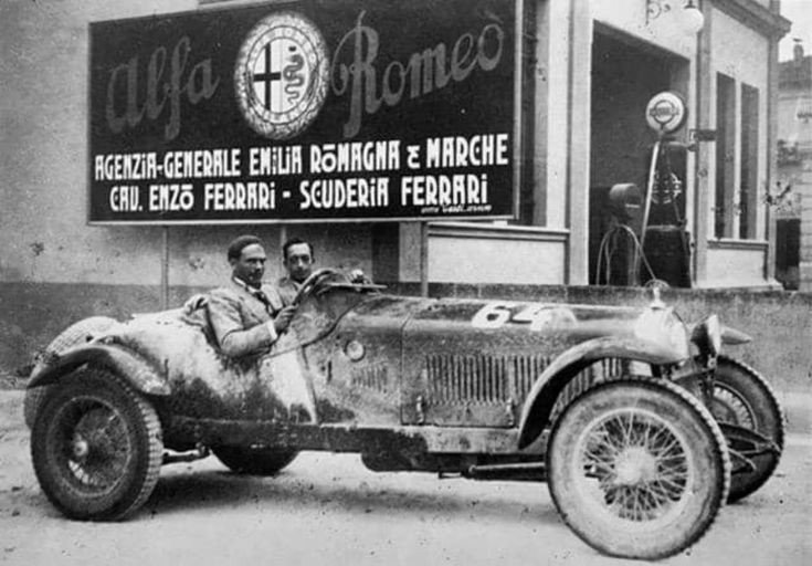 SCUD ALFA FERRARI.jpg