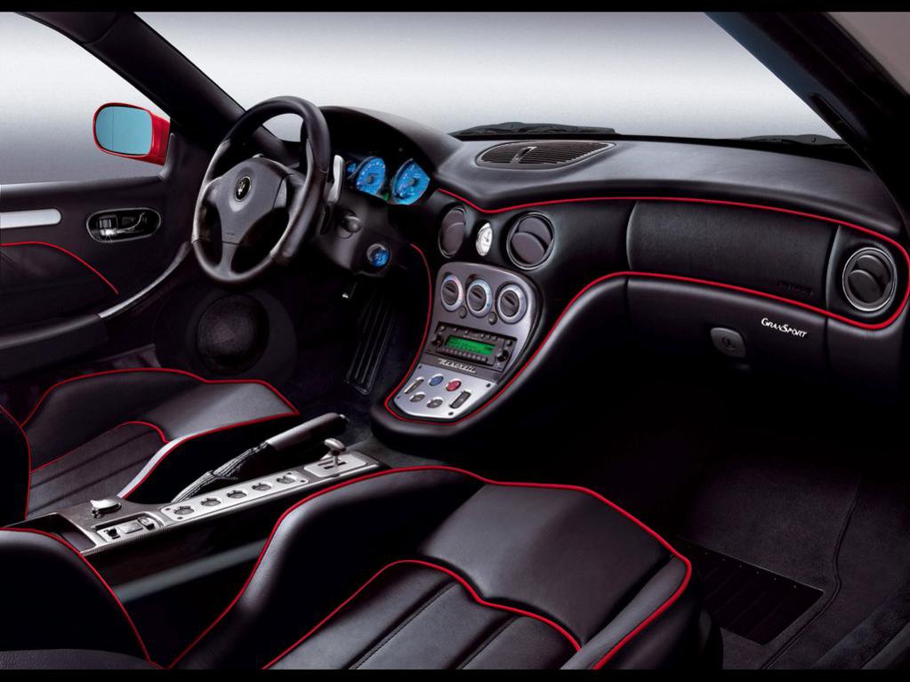 2007-Maserati-GranSport-Contemporary-Classic-Interior-1024x768.jpg