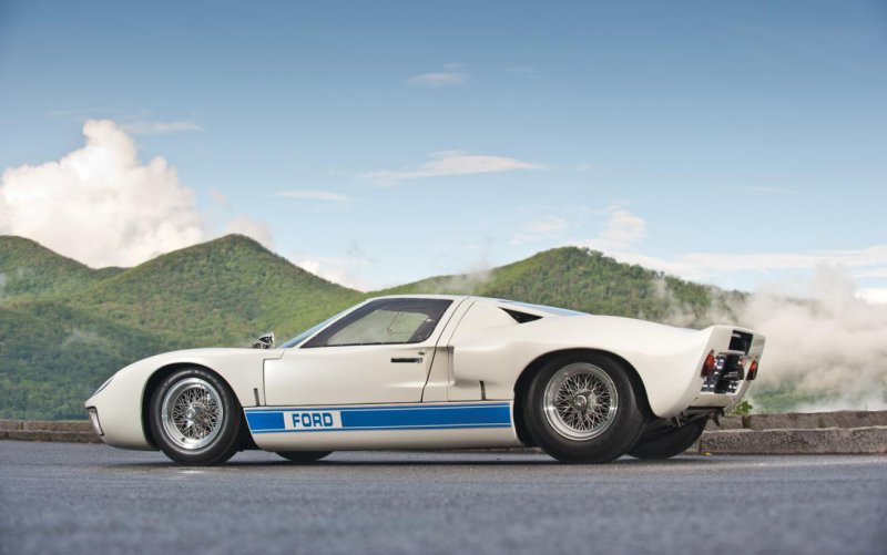 1967-ford-gt40-mk-i-credit-jamey-price-2012-courtesy-rm-auctions-2[1].jpg