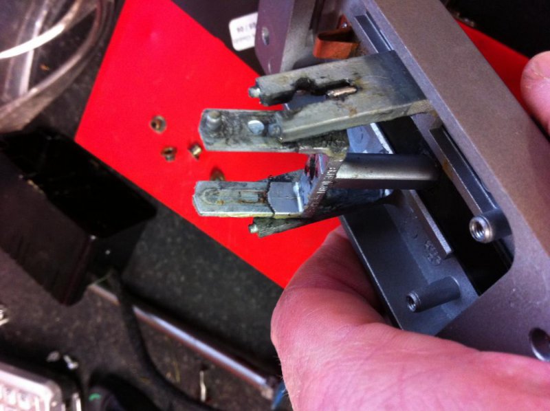 Reverse lever repair | SportsMaserati