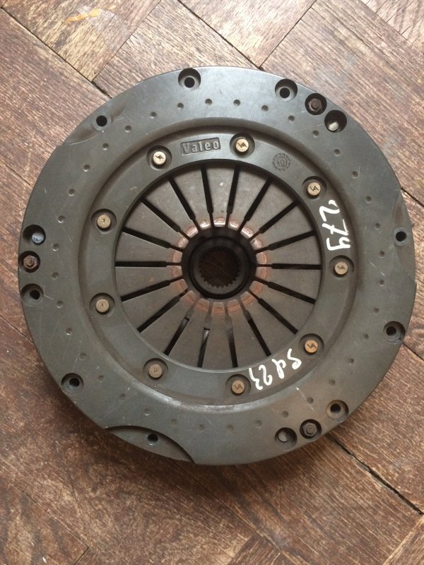 clutch2a.JPG clutch2a.JPG