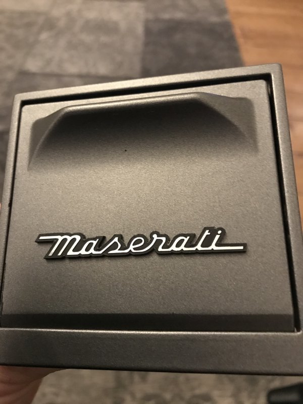 82646