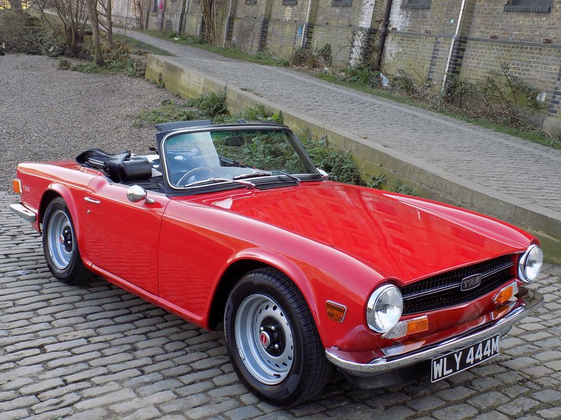 front quarter roof down.jpg