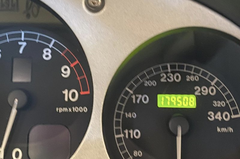 104429